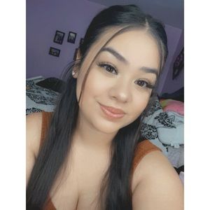 Meet your Posher, Marcela